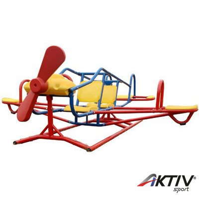 Hétszemélyes repülő billenő eszköz