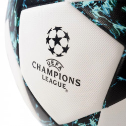 Focilabda Adidas Torfabrik J290